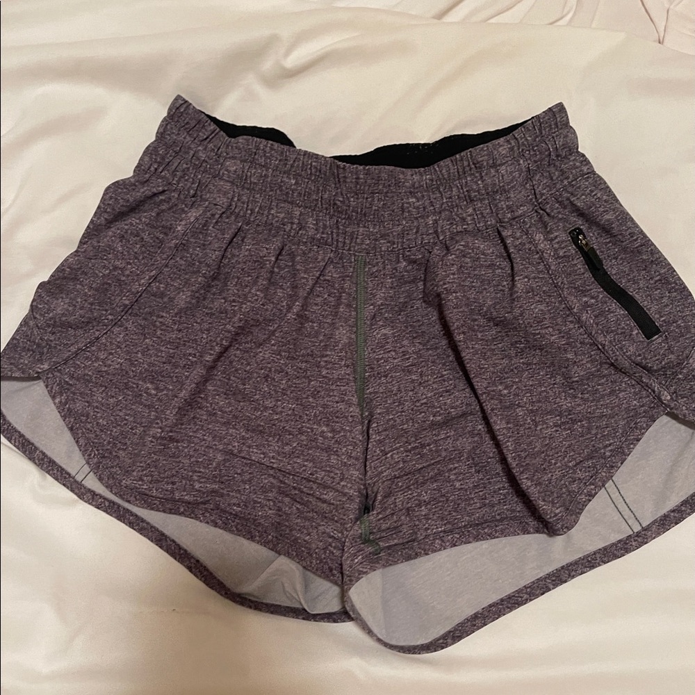 Lululemon Tracker short 4"